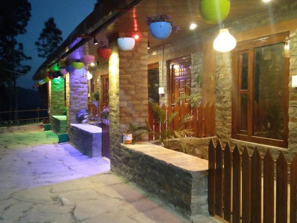 Nature Villaas Basa Homestay *