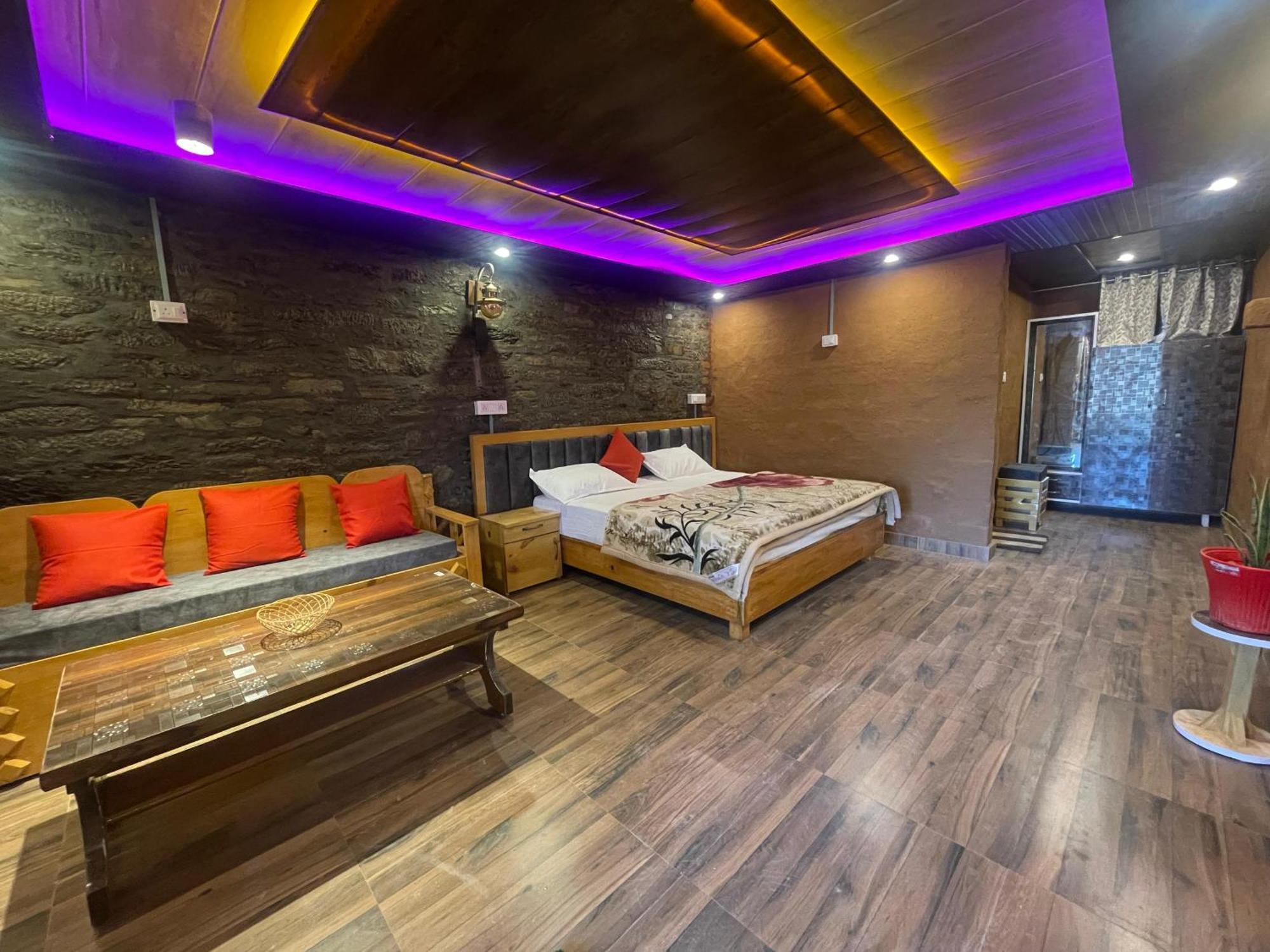 Nature Villaas Basa Homestay