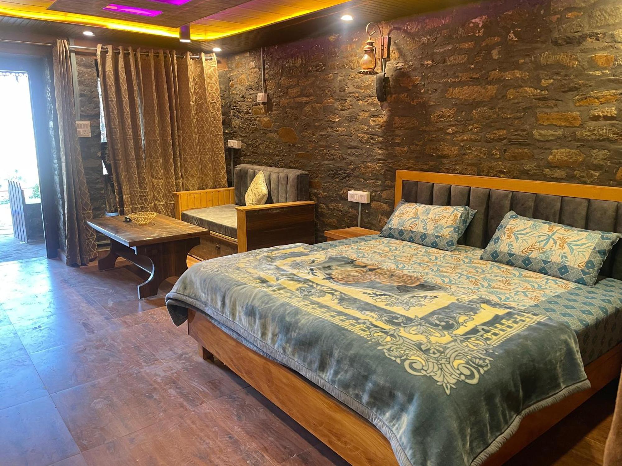 Nature Villaas Basa * Pauri