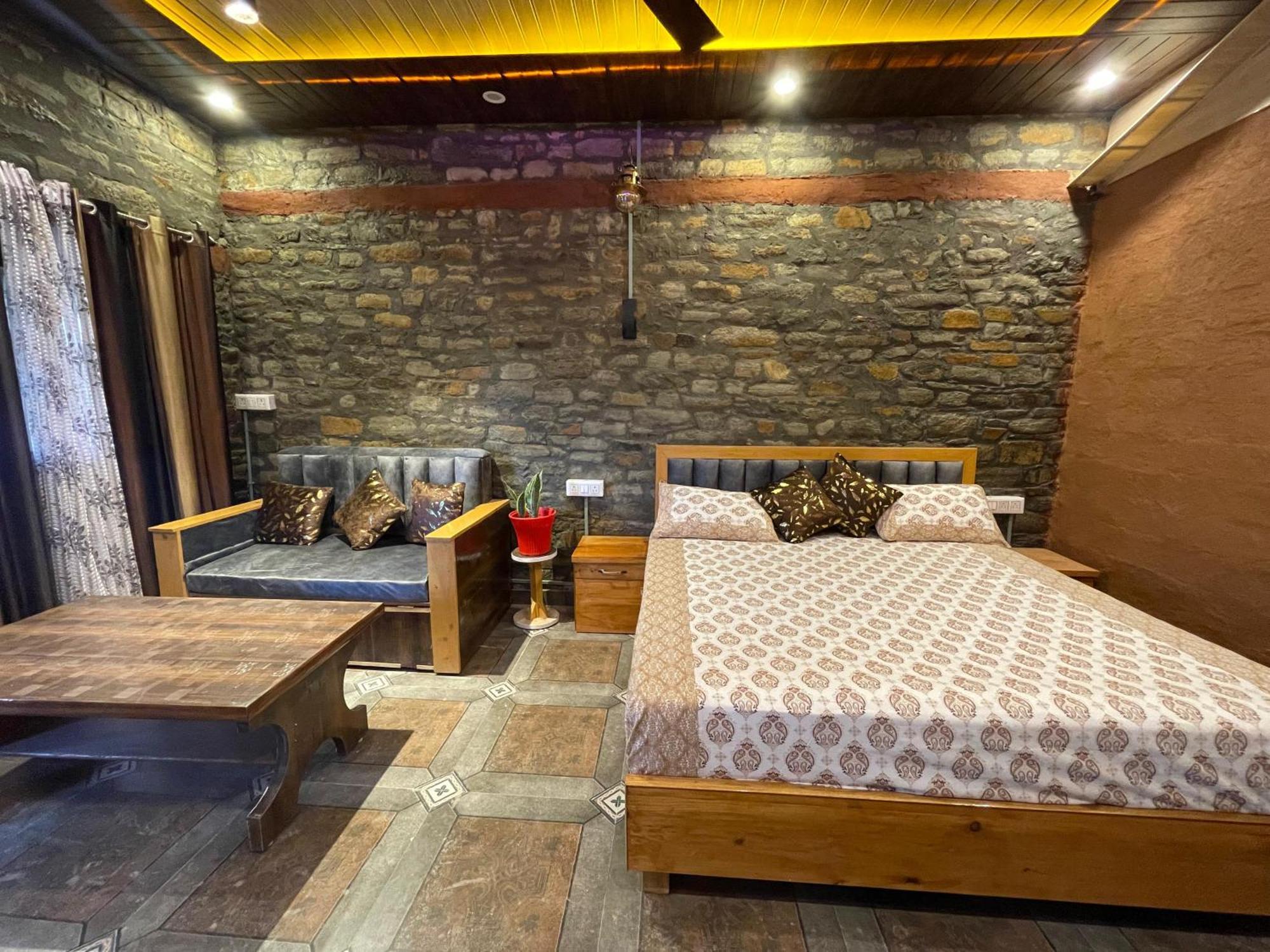 Nature Villaas Basa * Pauri